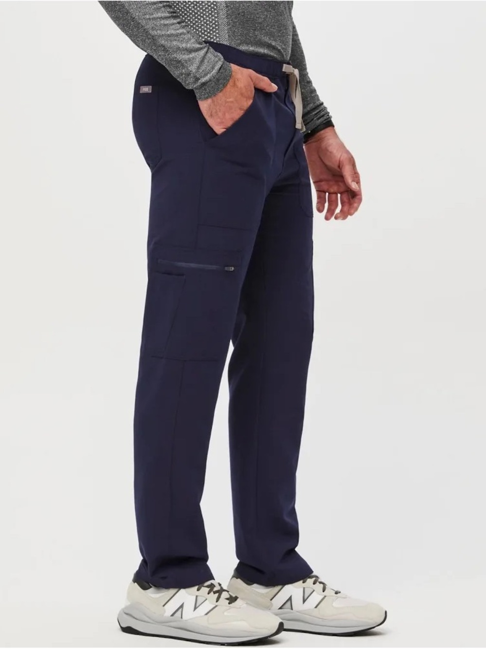 Figs Men's Navy Cargo scrub Pants